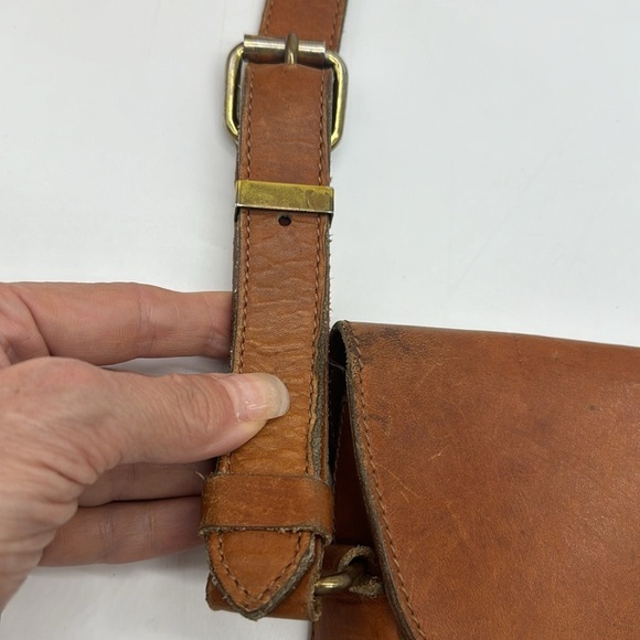 Eddie Bauer Brown Vintage Leather Crossbody Bag MCB6724R - Picture 6 of 16